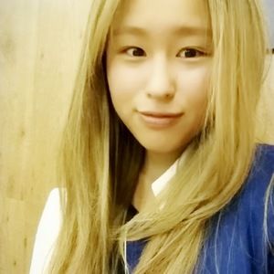 Meet your Posher, Hyejin